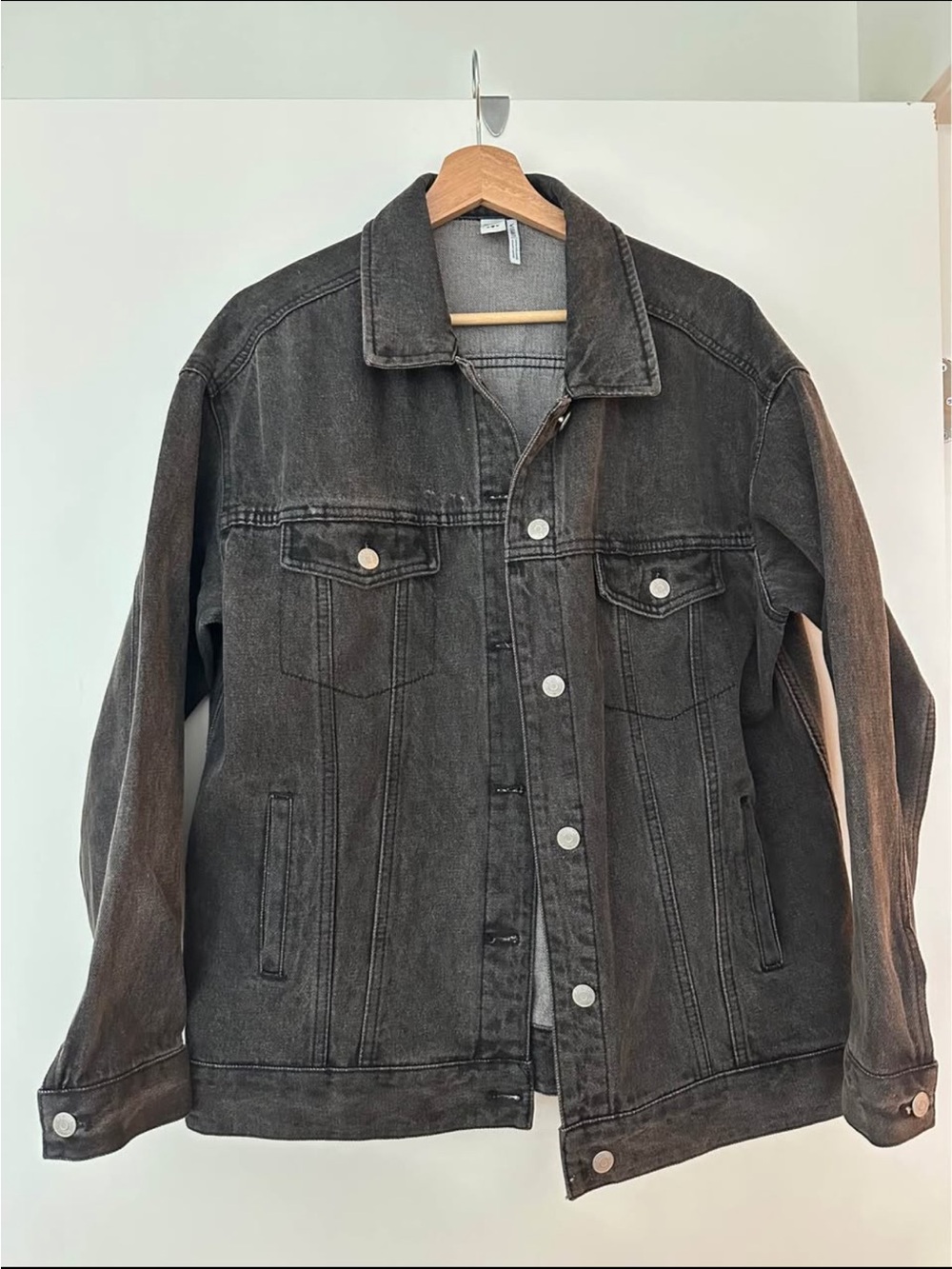 Oversized Black Washed Denim Jacket - Casual Trucker Style